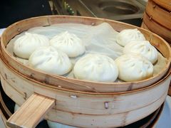 满满一笼大包砸-南方迷宗大包(湖滨店)