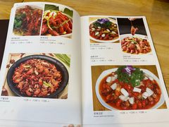 -百味手拨龙虾馆(愚园路店)