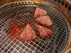 -铭牛烧肉·和牛海鲜自助(高新月牙湖店)