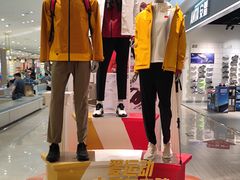 -百盛(万象城店)