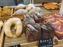 -焙丽拾光(麦凯乐直营店)