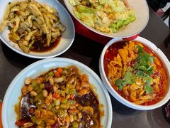 -川流不息·地道川菜·小龙虾(松东路店)