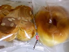 -华荣西饼屋(永护店)