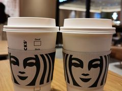 -星巴克臻选(上海中环广场2F店)