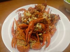 -琥珀老六龙虾(四里河店)
