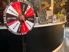 -暴风岛沉浸式体验馆(百联世纪店)