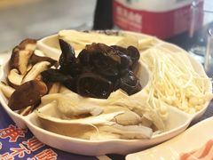 -楼外楼大刀肉传统火锅居(幸福街店)