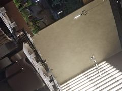 -洛缦音乐餐厅(工业展览馆万象城店)
