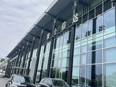 -天津波士信达奔驰4S店(卫津南路店)