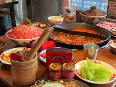 -萍姐火锅·公路夜市(武汉首店)