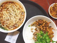 -矮子粉店1985·长沙米粉(湘春路店)
