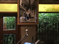 -Dash Teak House