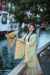 -梦回汉唐汉服旗袍体验馆(拙政园店)