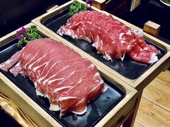 -湊湊火锅·茶憩(杭州湖滨银泰in77店)