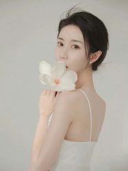 点击看大图 -定格摄影·轻奢定制写真馆