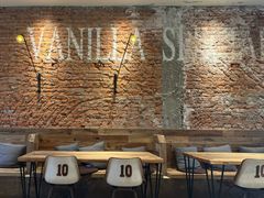 大堂-Vanilla Specialty Coffee(八大关店)