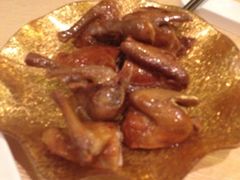 脆皮乳鸽-唐宫海鲜舫