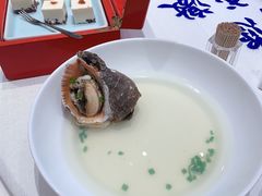 -品海楼·大连海胆锅贴馆(东港店)