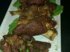 猪蹄-西街夜油条·麻团包乌饭