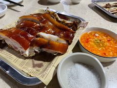 -琼大师东方烤乳猪(亚特兰蒂斯店)