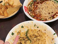 -周小波重庆小面·重庆名小吃(邹容路店)