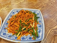 -乡土特色.冷锅鱼.牦牛肉汤锅