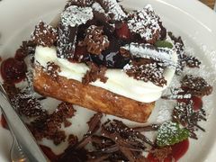 -ROAST coffee & eatery