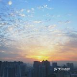 彩霞满天