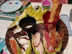 -水桶王国主题餐厅·聚会·生日派对·亲子活动·家庭套餐(亚龙湾希尔顿店)