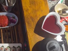 -老牌坊云南鱼豆花火锅(哈西万达店)
