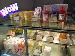 面包甜点陈列柜-喜茶(广州中山六路店)