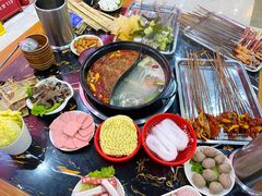 -灌县老妈砂锅串串香(万科红生活广场店)