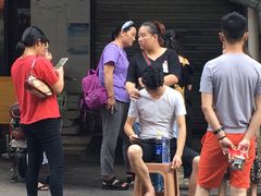 -酒宝荡烧烤(长航局江大路住宅小区店)