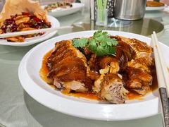 -品泉餐厅·大盆鱼·走地鸡