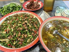 -江湖黑大兔(杨家坪店)