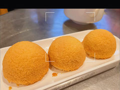 酥皮山楂叉烧包-蔡澜点心·粤菜(万菱汇店)