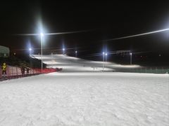 -华彬猛犸滑雪场