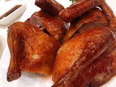 脆皮烧乳鸽-御宝轩(益丰·外滩源店)