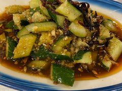 -霄汉牛三鲜湖北砂锅菜(万松园2店)
