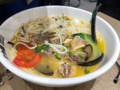 -蒙自源米线大王(花园城商场店)