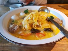 -70后饭吧(府河街店)