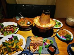 -觅山云南菜(泊富ICITY店)