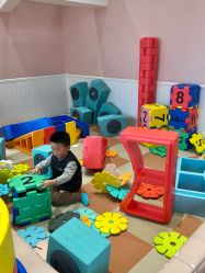 -奈尔宝·儿童乐园·亲子餐厅(华采天地店)