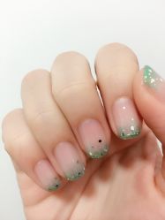 -生活指亮美甲店