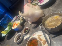 -德天肥牛海鲜火锅(城西银泰店)