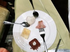 -万达瑞华酒店美食汇自助餐厅(楚河汉街店)