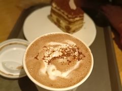 -星巴克臻选(莘庄仲盛店)