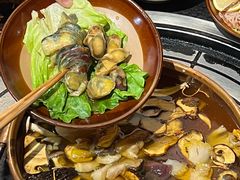 -阿山卓·野生菌火锅·纳西火塘烤肉