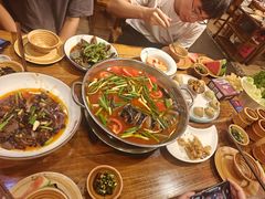 -亮欢寨酸汤鱼(沙冲路店)