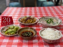 -老方桌烂蹄花川菜馆(九龙坡店)